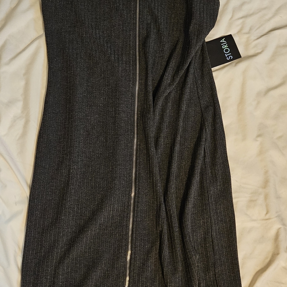 Diane's Rib Zipper Mini Dress